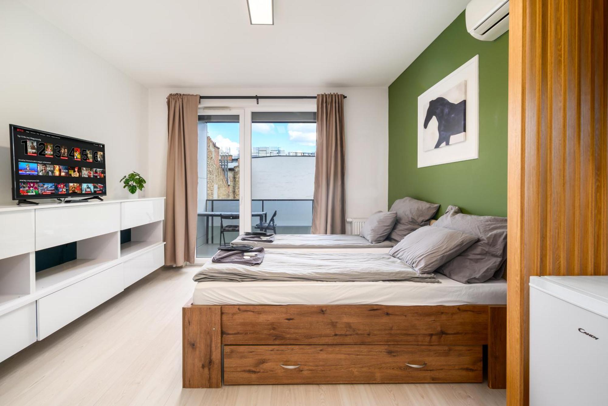 Atrium Deluxe Suite-free Parking Garage Same Building Appartamento *