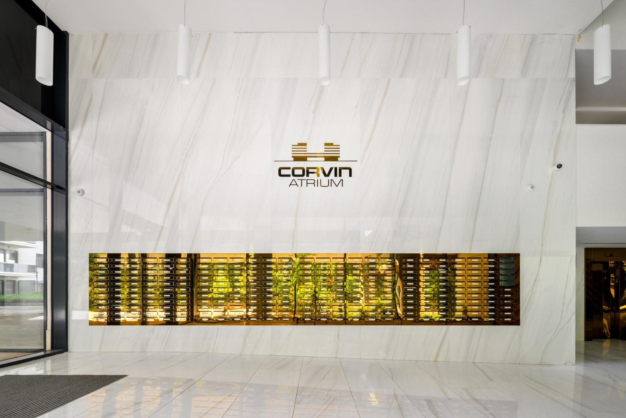 Appartamento Atrium Deluxe Suite-free Parking Garage Same Building