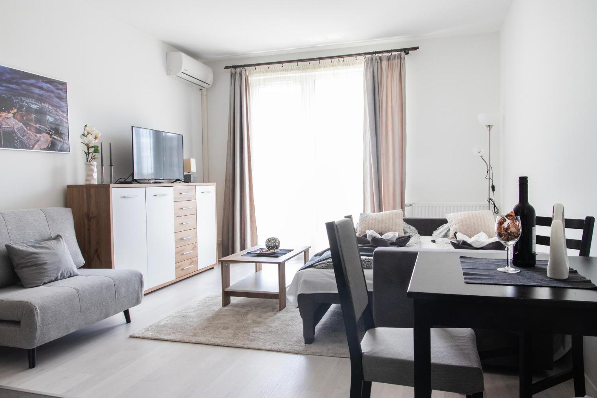 Apartment Corvin Gem With Parking *