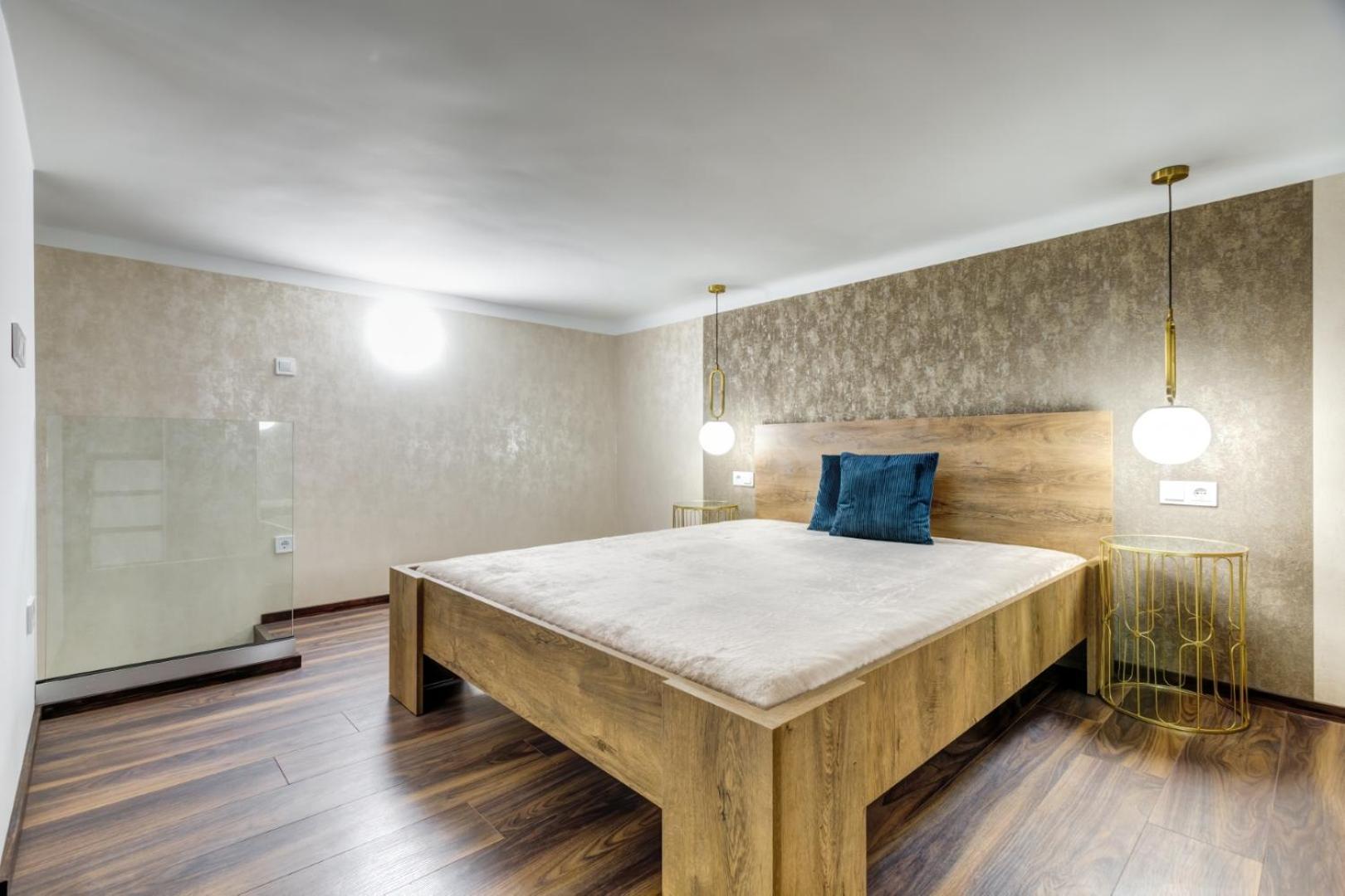 Mega - Elegance - No Deposit Needed * Boedapest