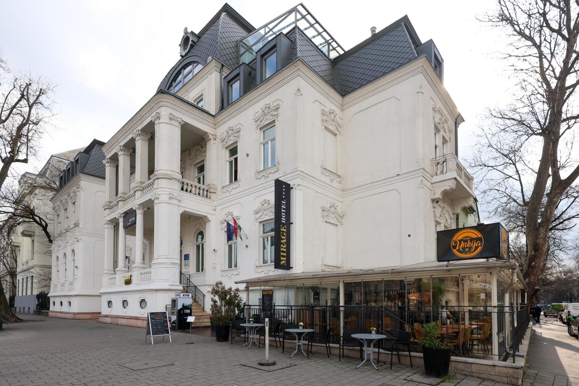 Mirage Medic Hotel 4*
