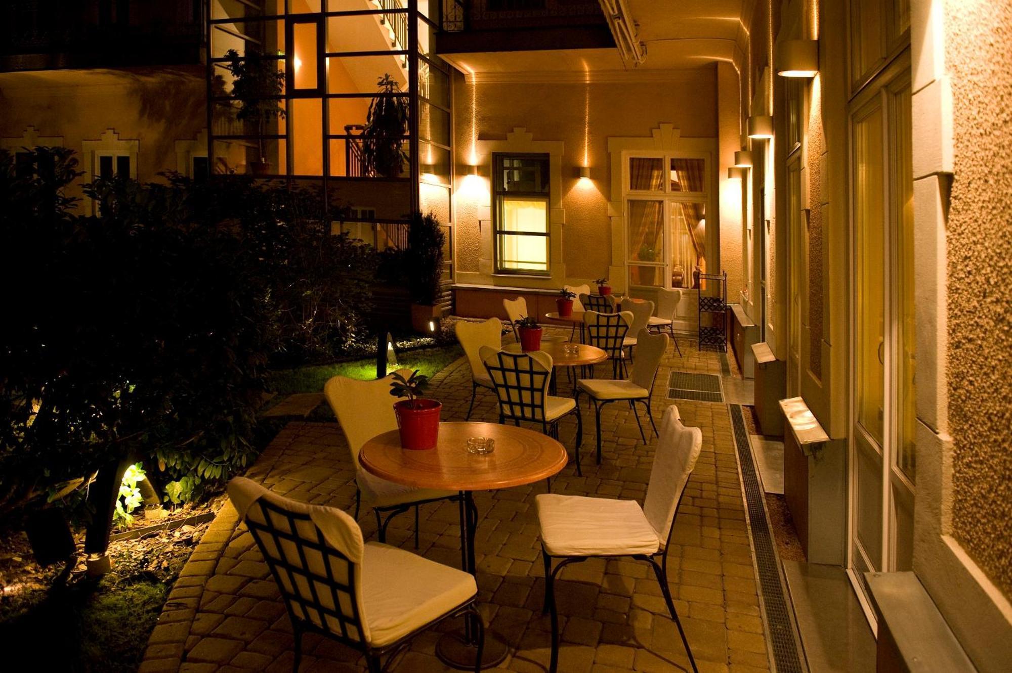 Hotel Mamaison Izabella 4*