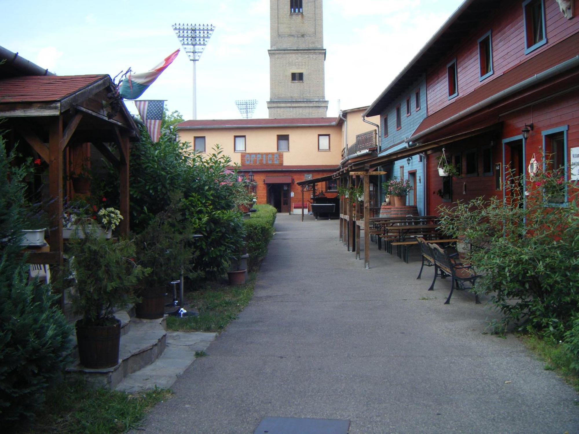 Motel Williams Village Bowling & Country Club 2*