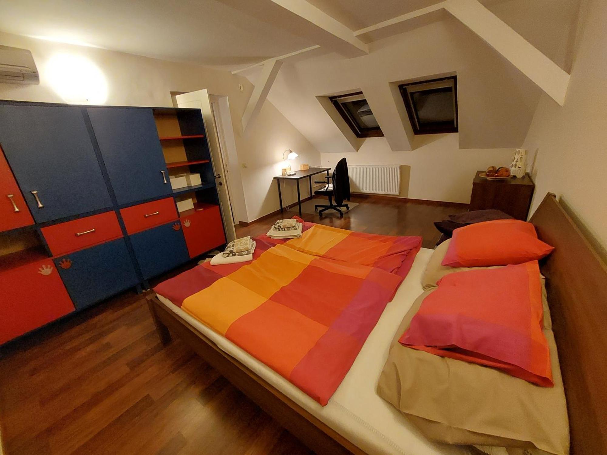 Apartman Queen Zita 130 M2 Near Chain Bridge *