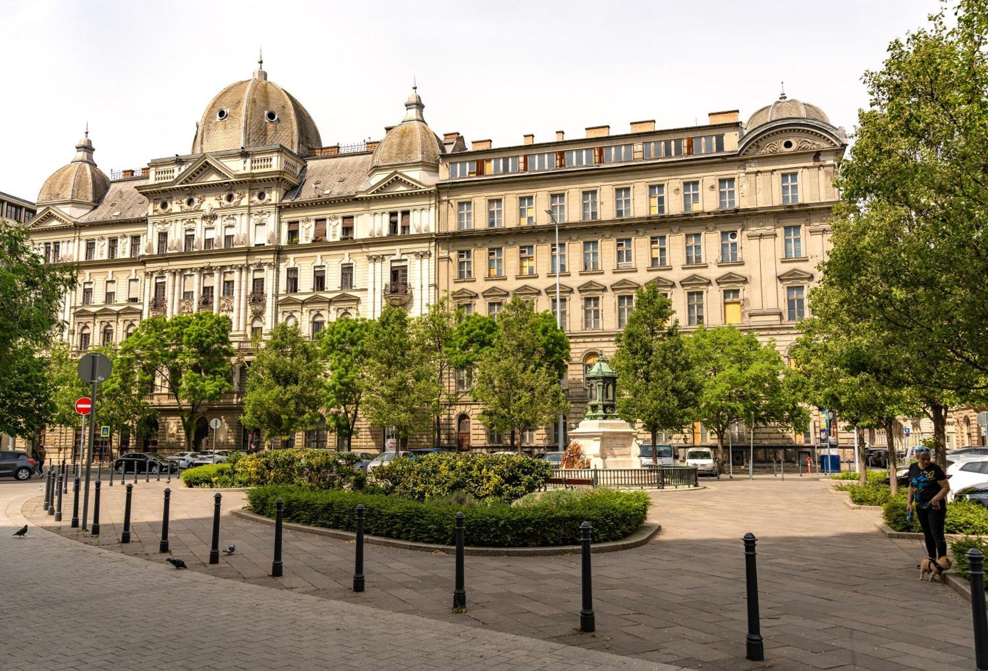 2 Rooms Between Of Chain Bridge, Cathedral, Parlament,Castle Area