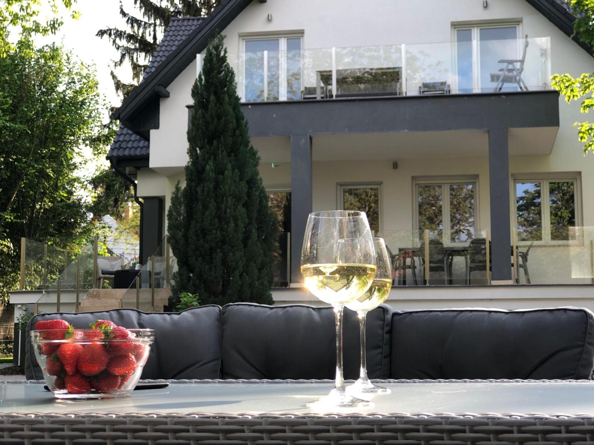 Apartamento Buda Valley: With Garden Budapest