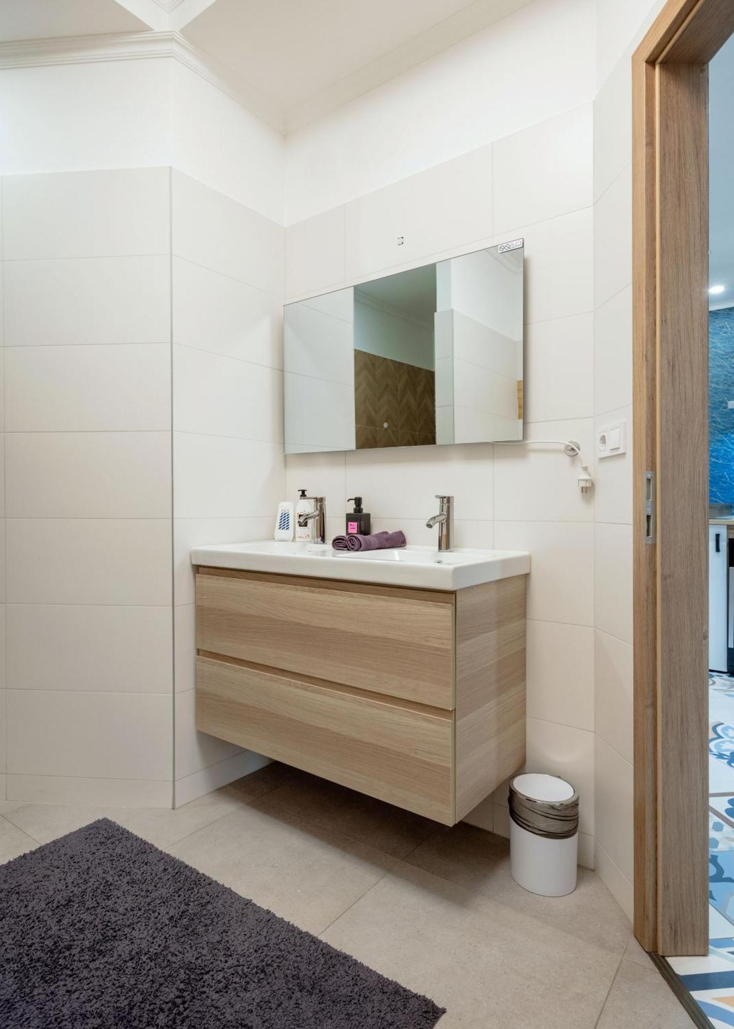 Apartament Nehru *