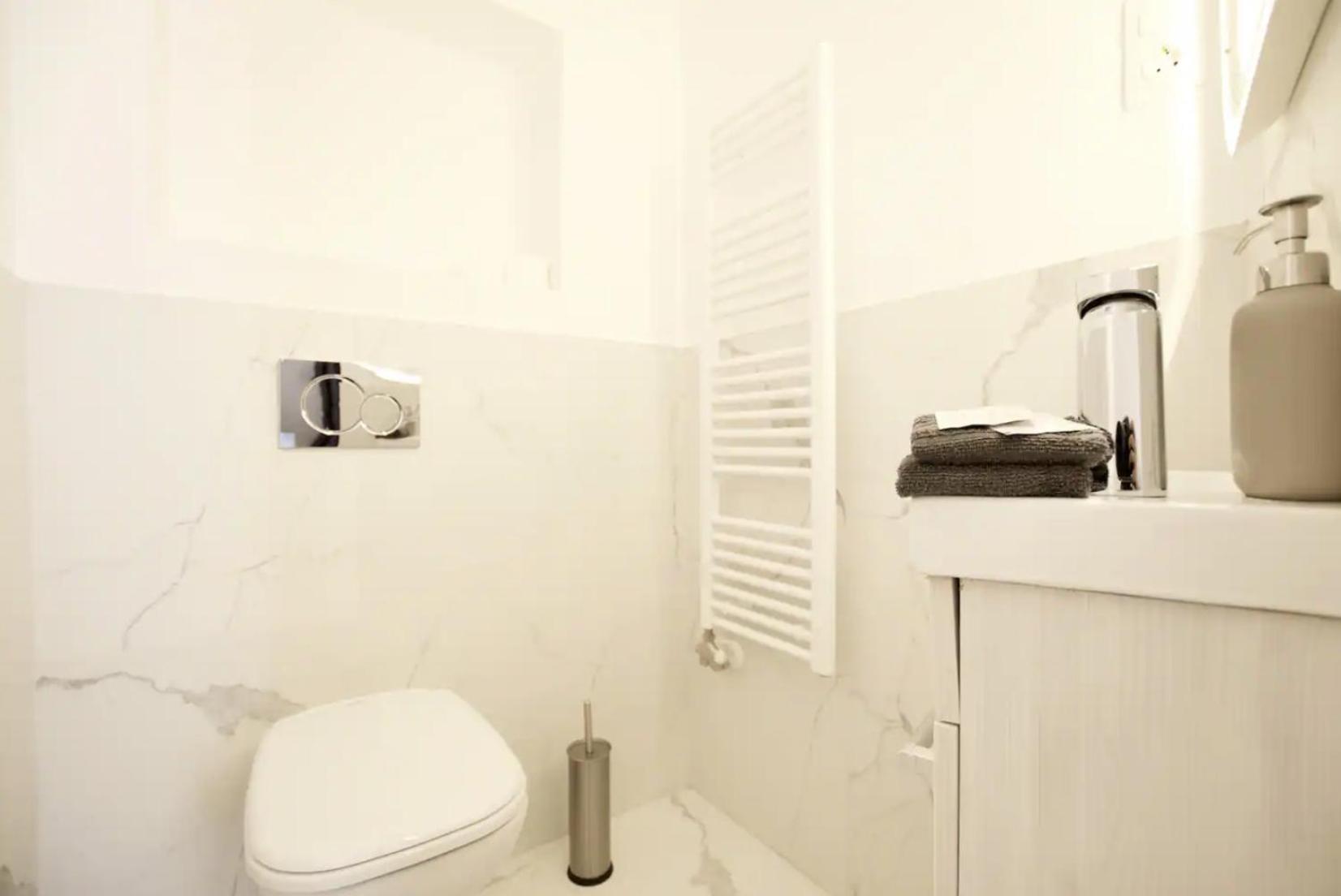 Premium By Hi5 - Ferenciek Tere - 3 Bdr Budapest
