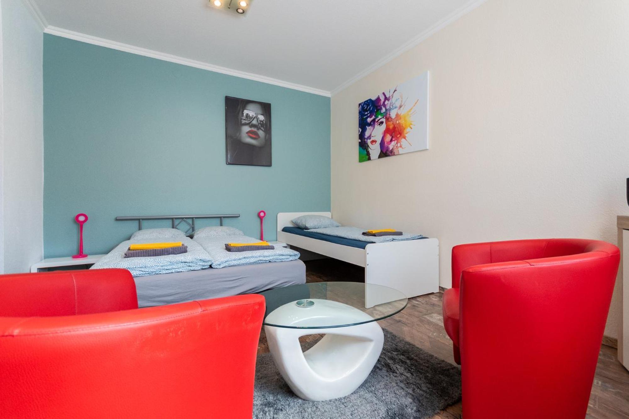 Apartment R *