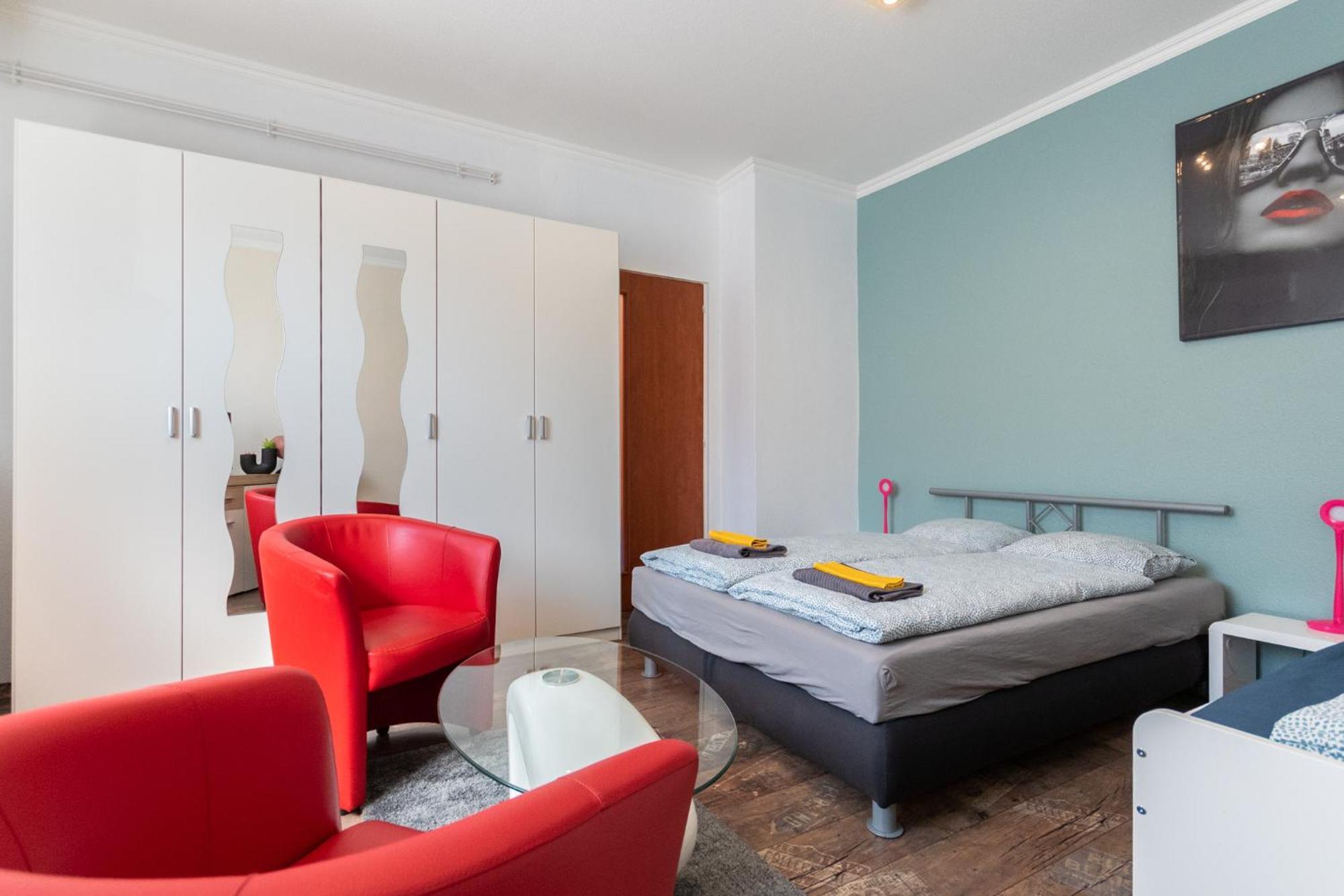 Apartment R *