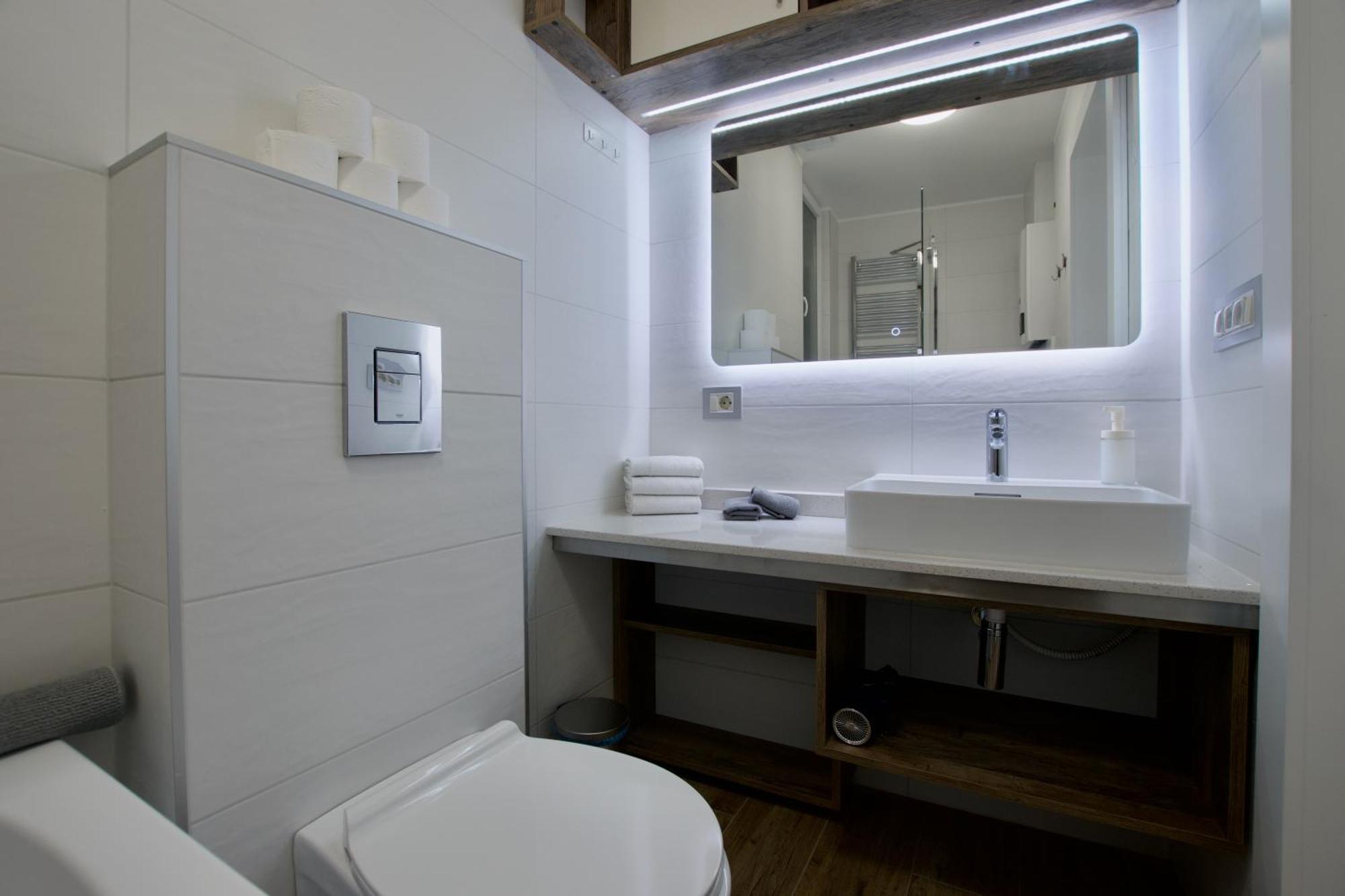 Apartment Premium By Hi5- Near New York Cafe
