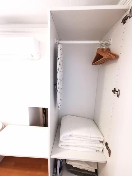 Erzsebet 5b Center 1 Db Bed Very Convenient Budapest