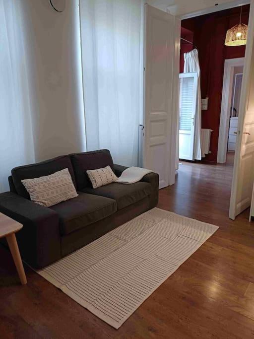New 2br Near Andrassy Av. And Varosliget