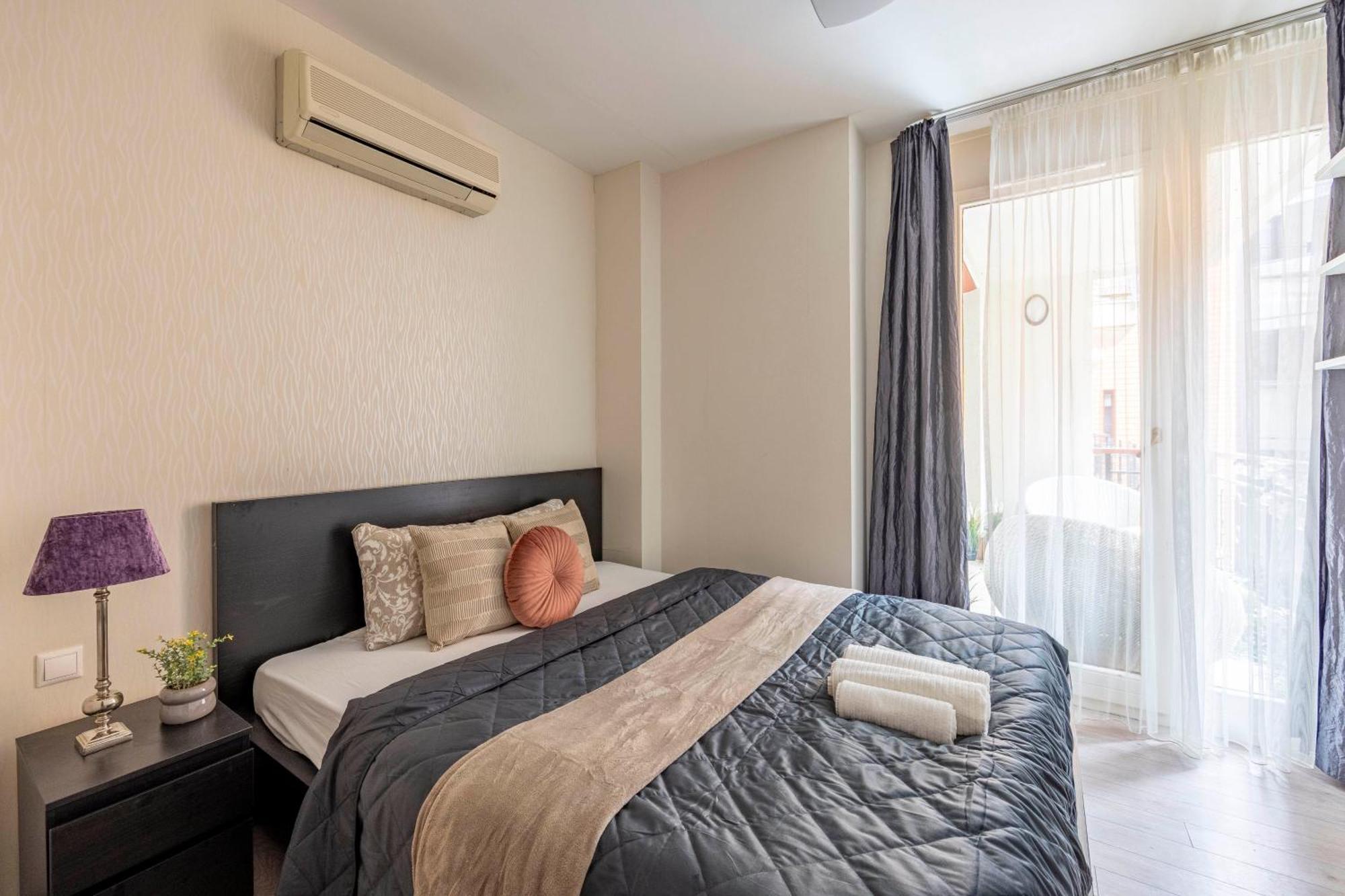 Apartman Exclusive With Balcony By Prestige Homes