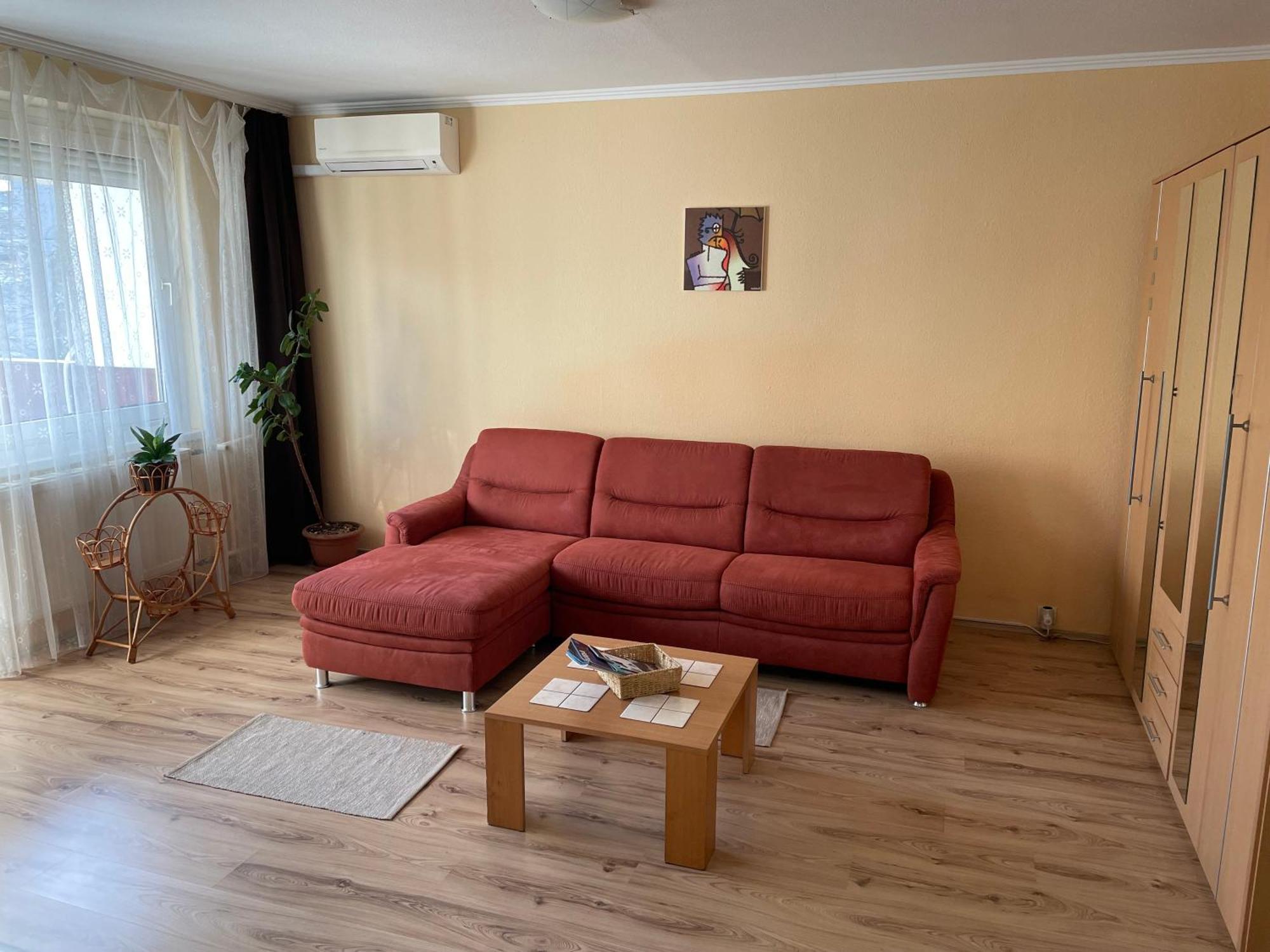 Appartamento Calm Island Near The Danube - Free Parking *