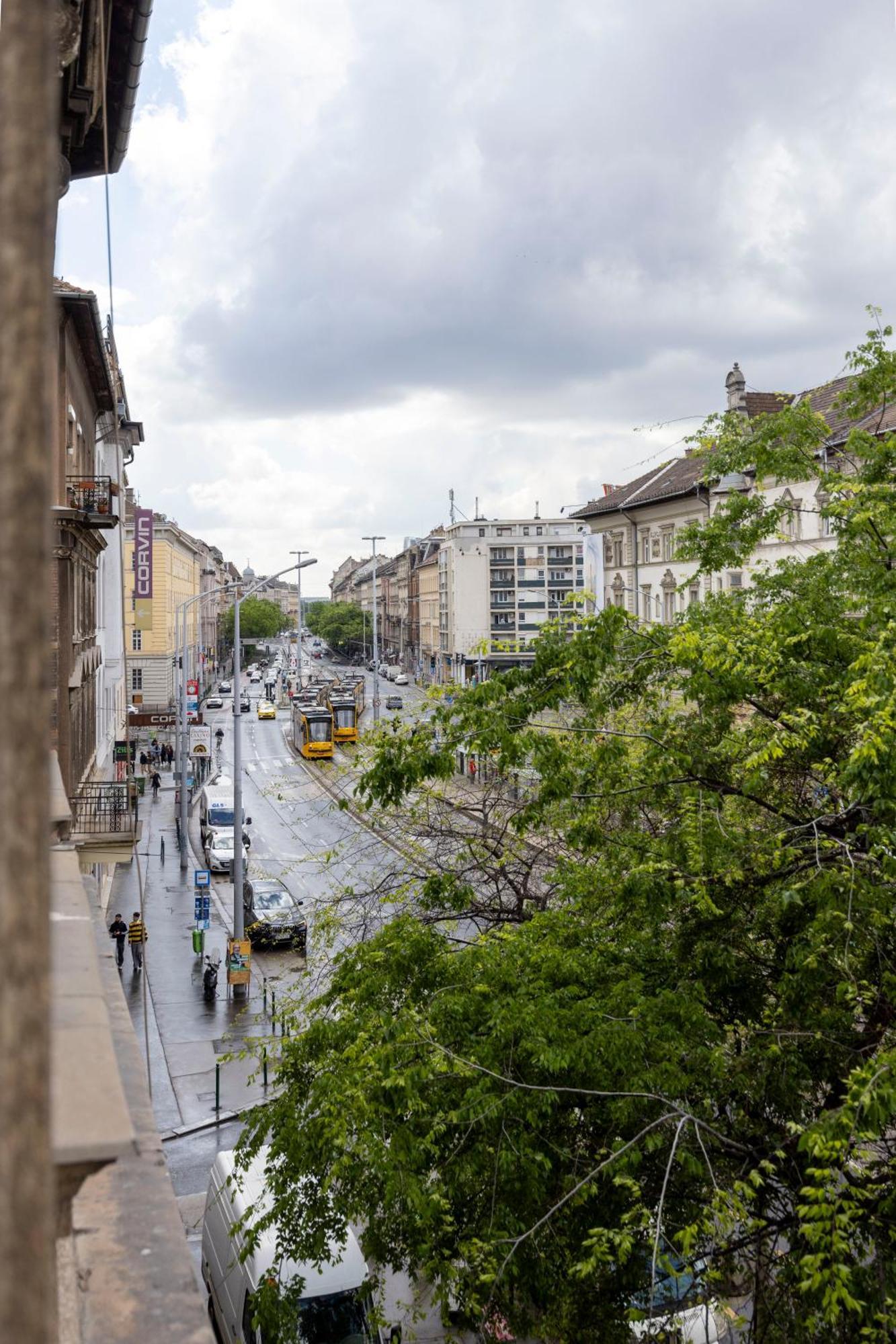 Apartment Majestic On The Joseph Boulevard Budapest