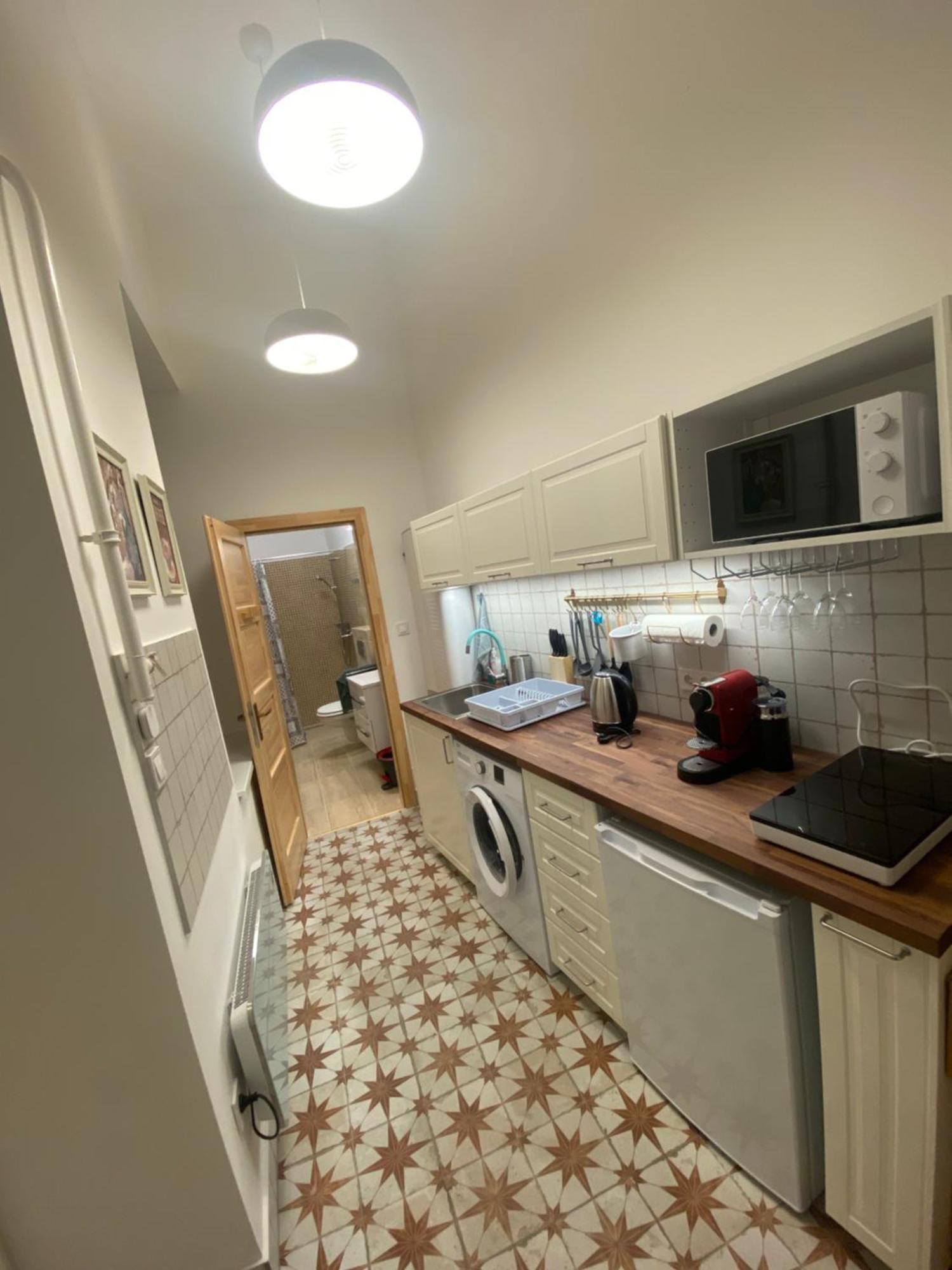Amazing Kazinczy Flat No. 1 Boedapest