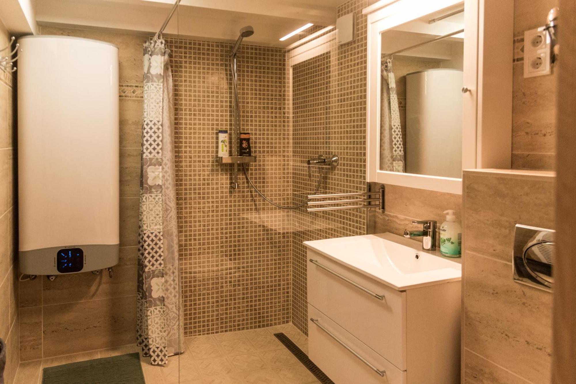 Apartamento Amazing Kazinczy Flat No. 1 *