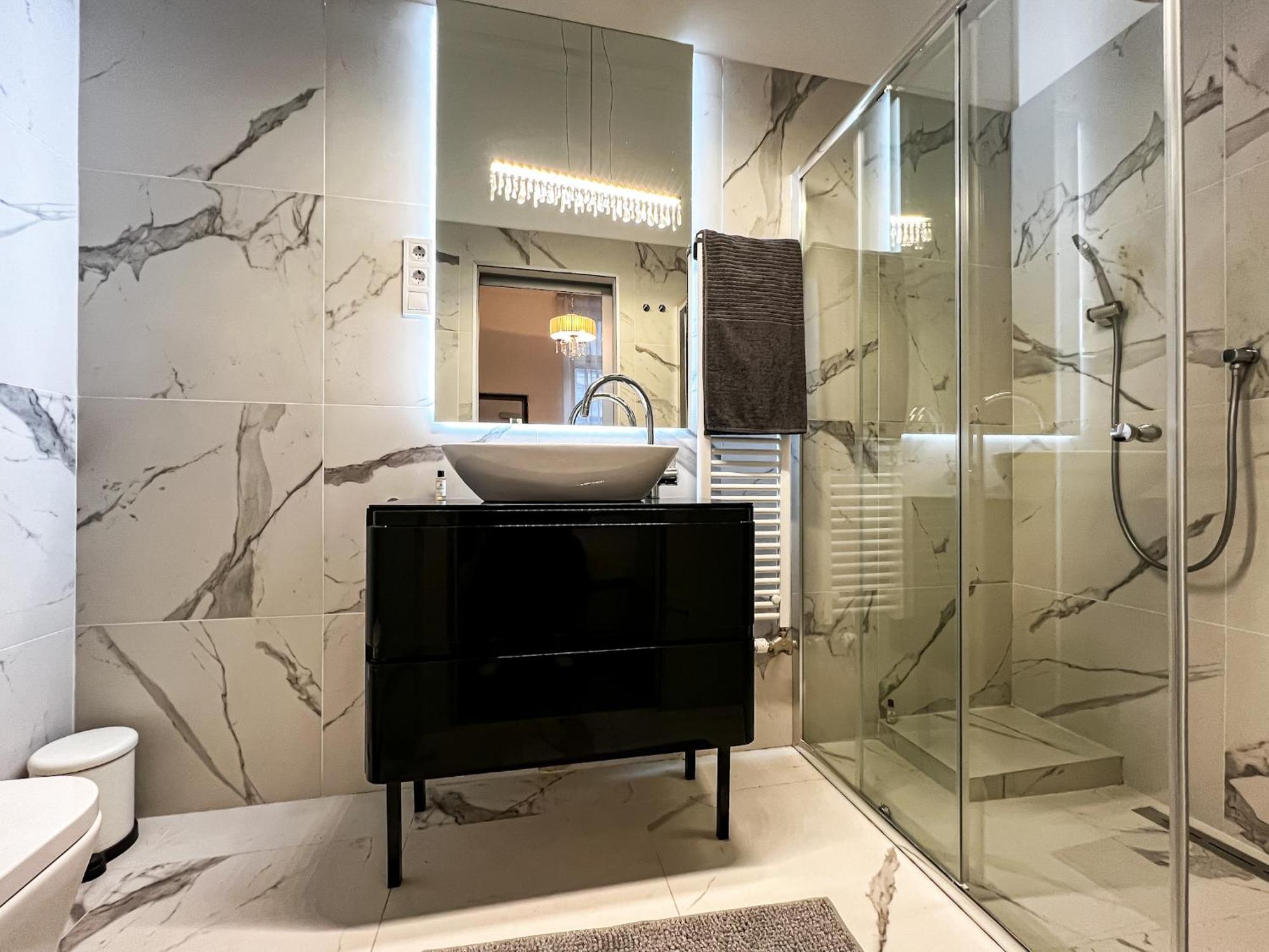 Luxury Downtown Dreams