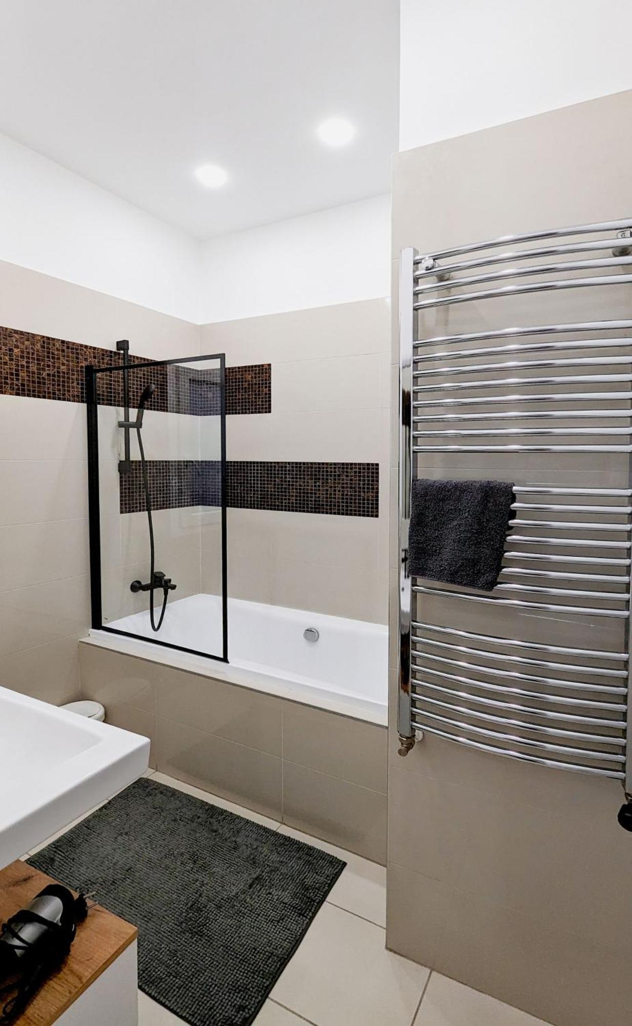 Pedestrian Apartment, The Location * Budapest