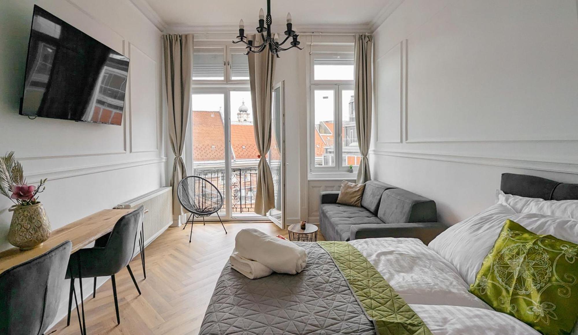 Apartamento Pedestrian Apartment, The Location *