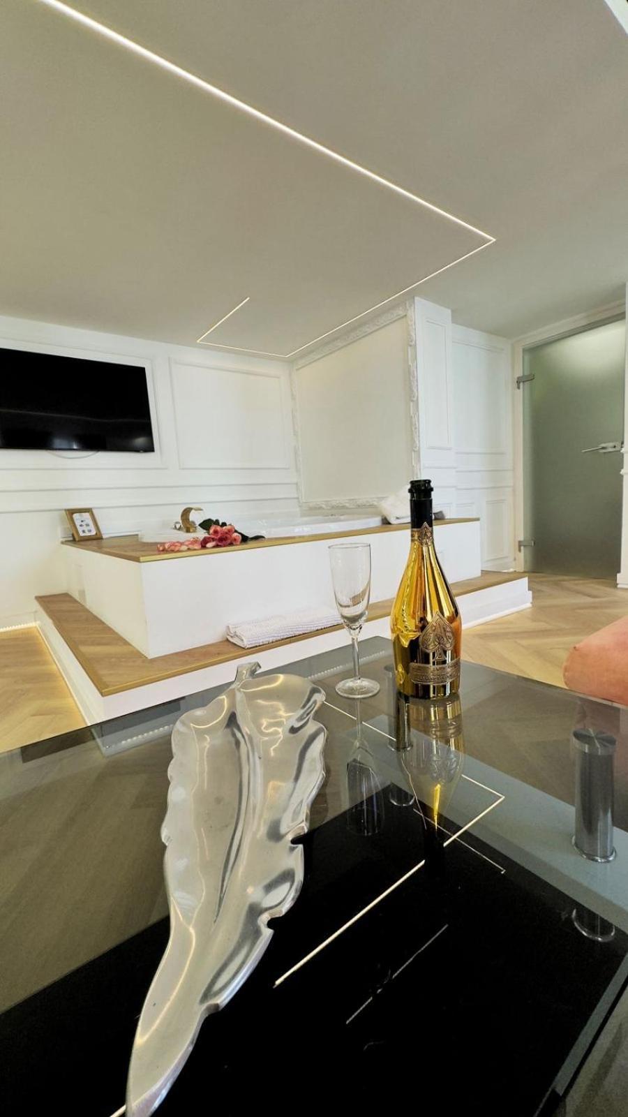 Apartamento Enzo Capo Jacuzzi Andrassy