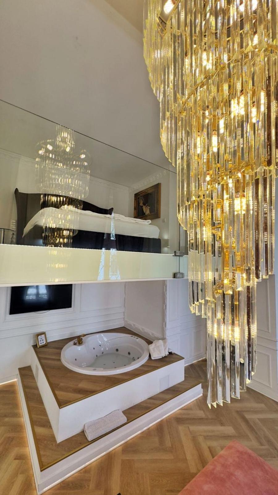 Enzo Capo Jacuzzi Andrassy Apartamento Budapest