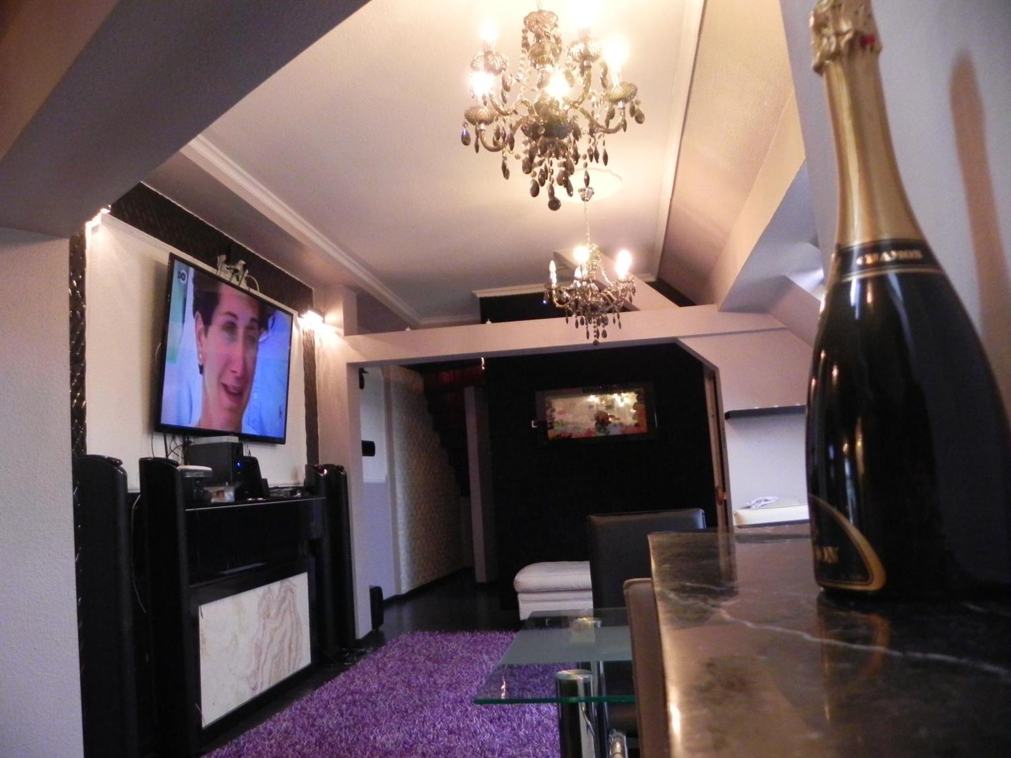 Opera Panoramic Penthouse Apartment *