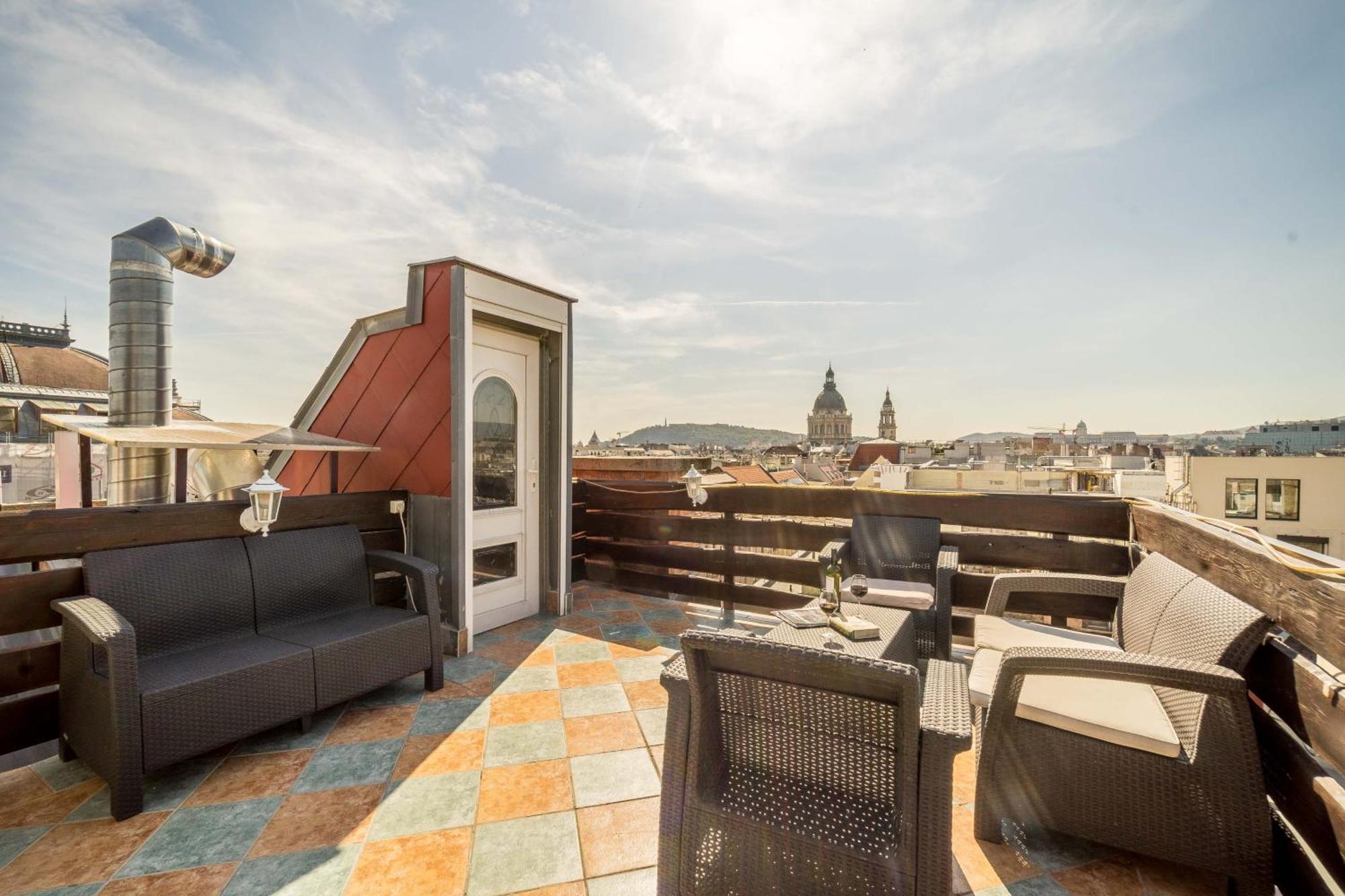 Apartment Opera Panoramic Penthouse Budapest