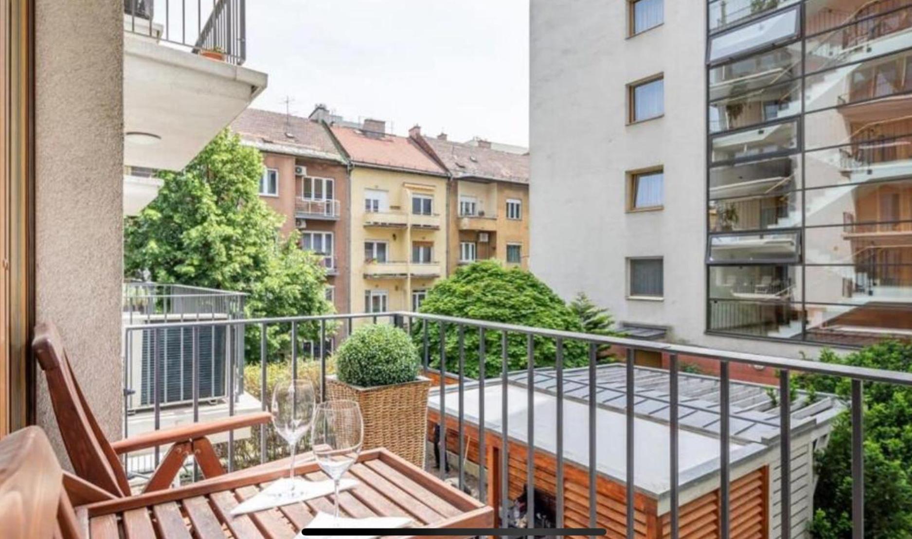 Apartmán Buda Gem With Parking *