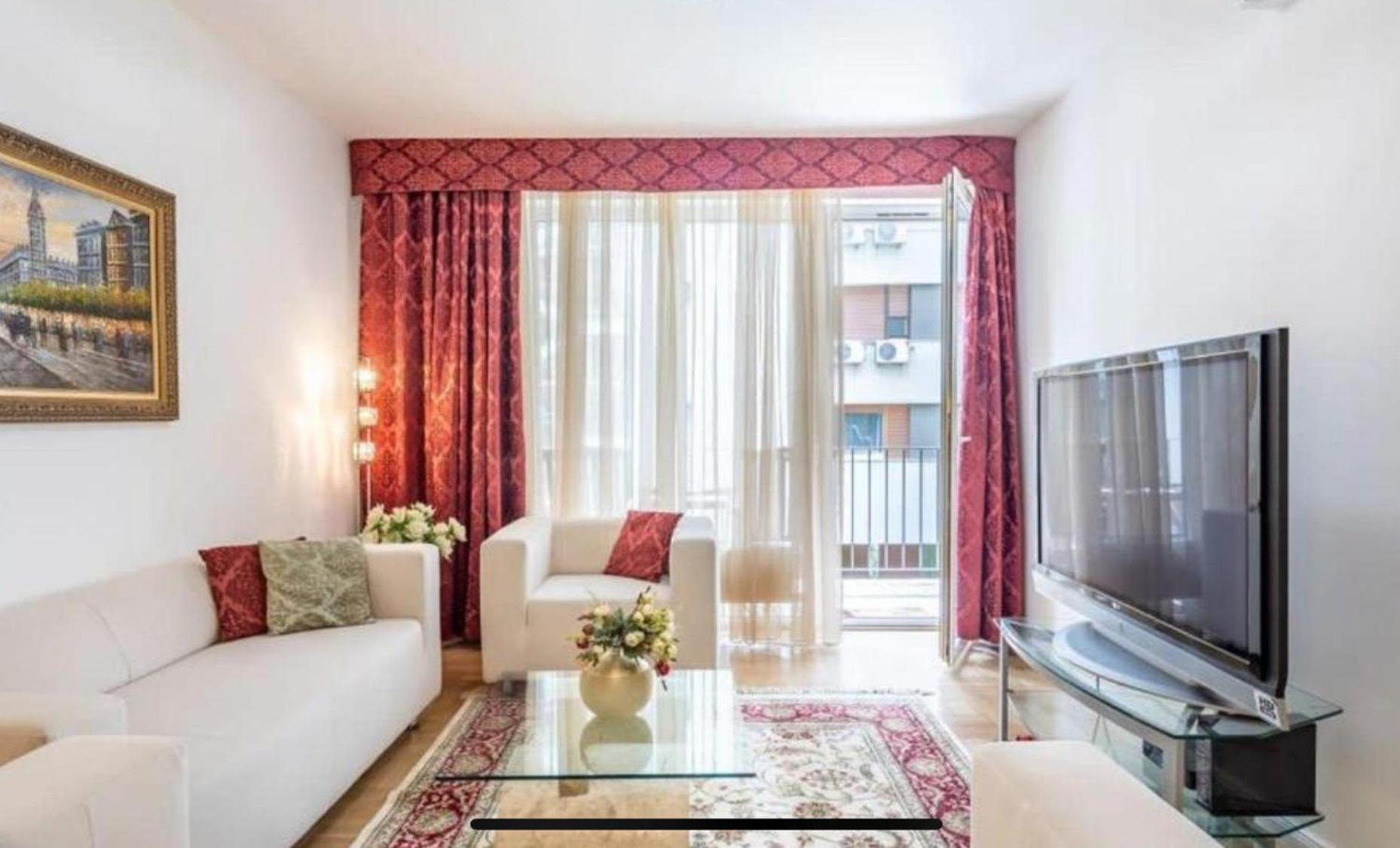 Buda Gem With Parking Lejlighed Budapest
