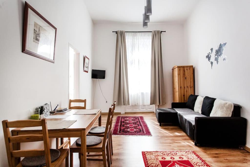 Comfortable Flat With Prime Location Near Oktogon Apartment