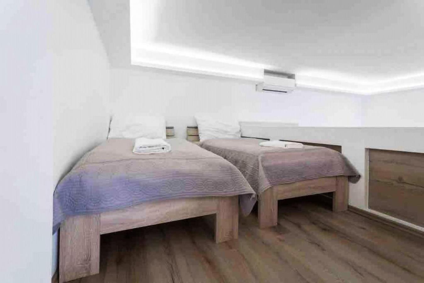 Spacious In The Apartment Budapest