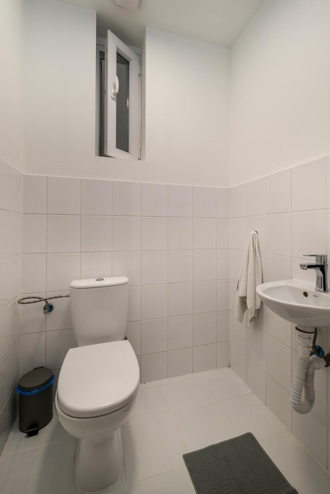 5 Bedrooms Keleti-home Apartamento *