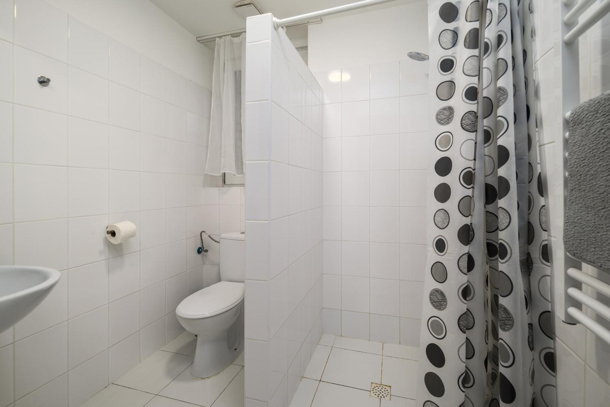 5 Bedrooms Keleti-home *