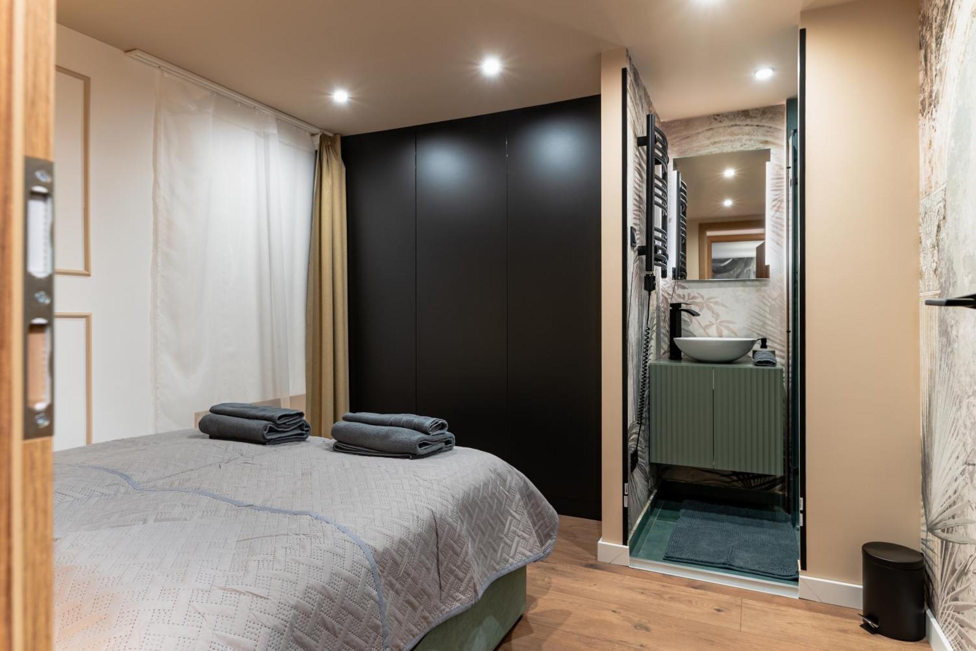 Asti Diamond * Budapest