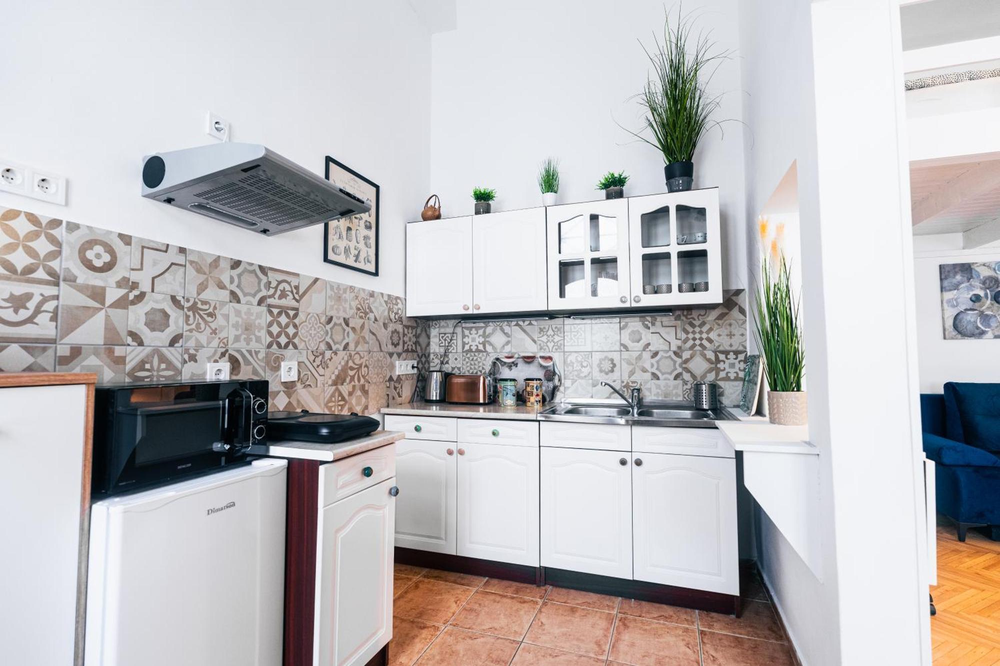 Seventh Heaven 2 Apartment