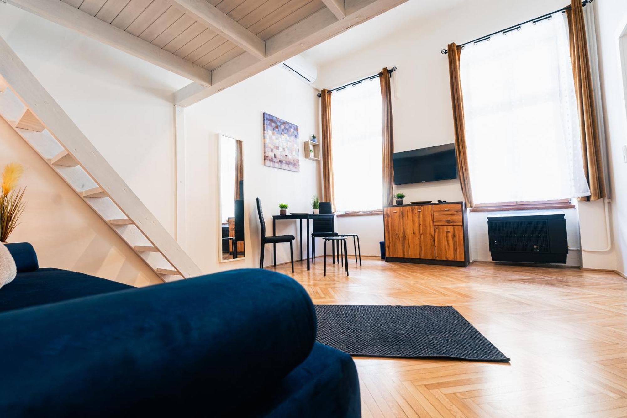 Seventh Heaven 2 Apartment