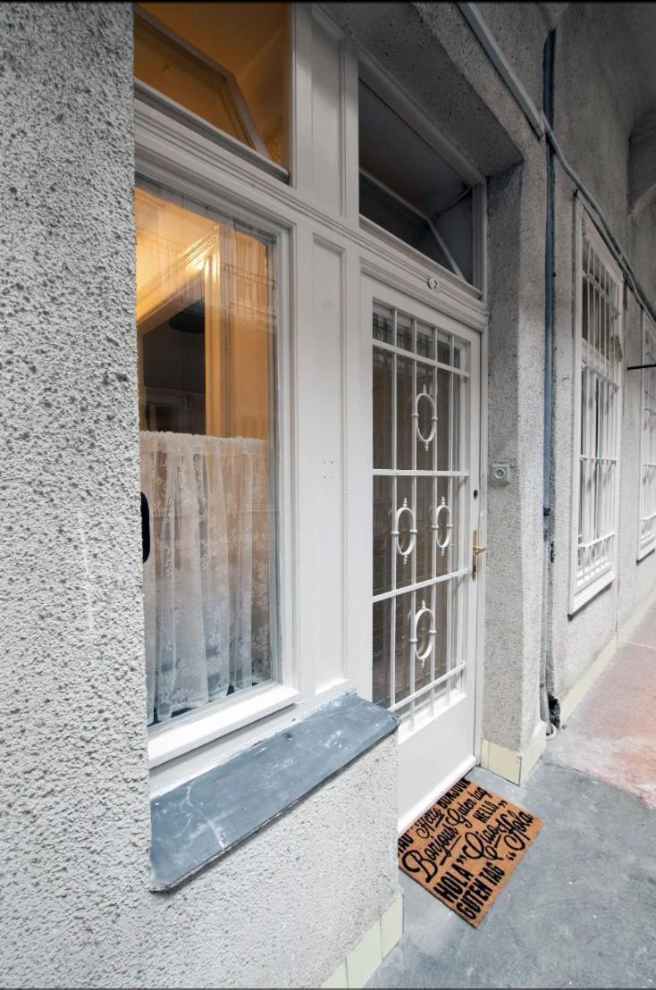 Standard By Hi5 - Charming Budapest
