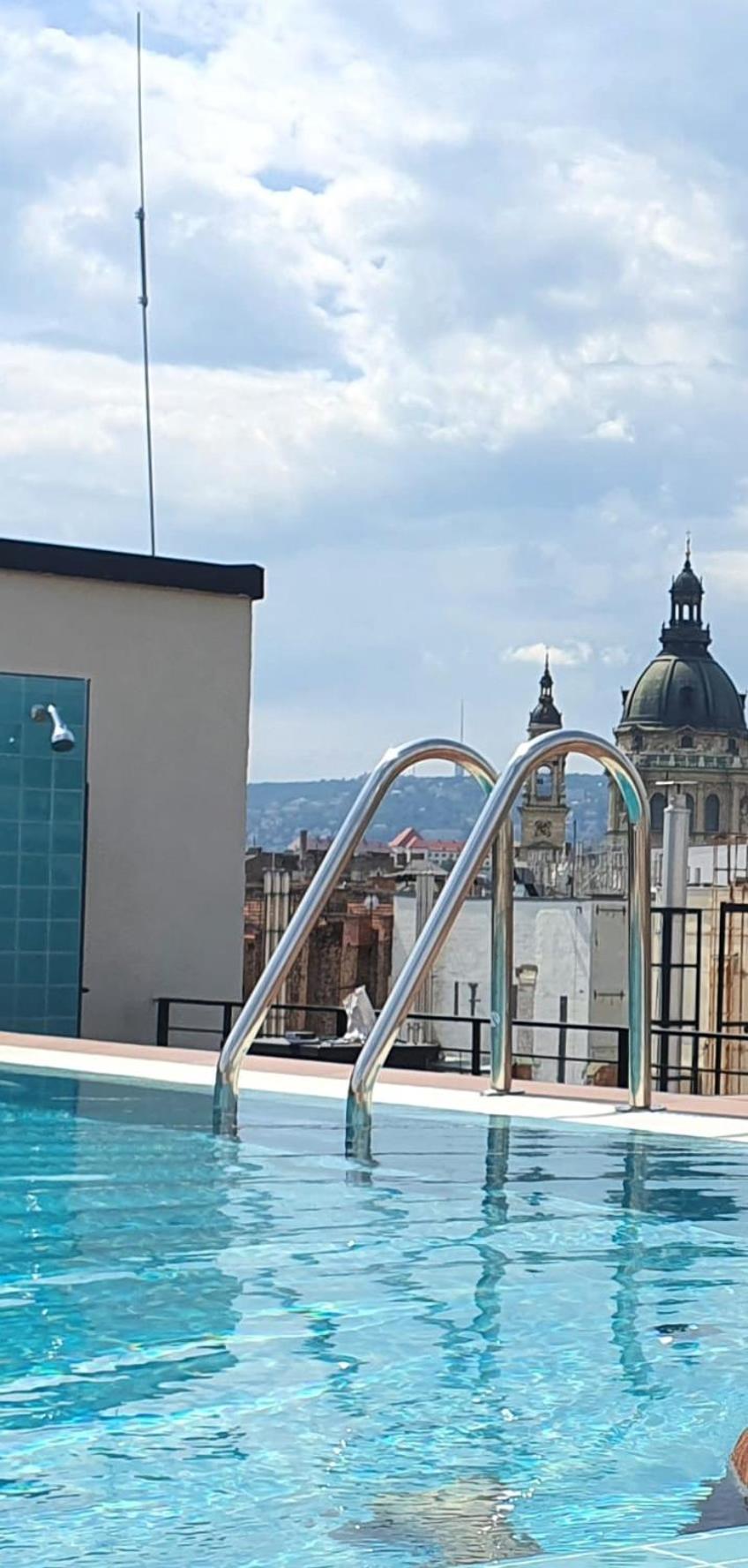 Royal In The Center With Free Parking! Lejlighed Budapest
