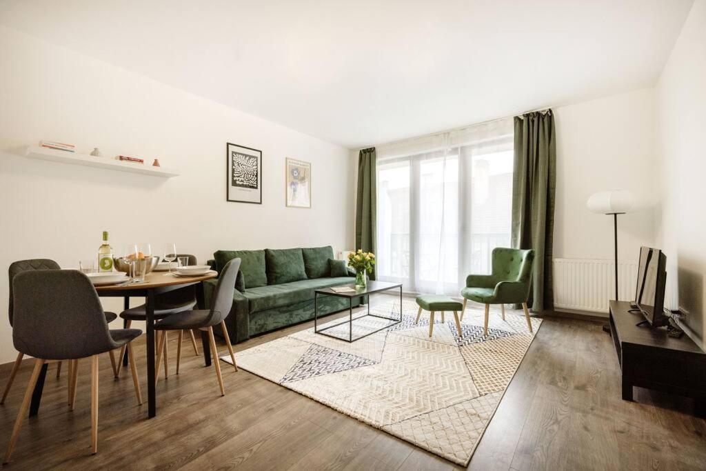 Appartement Stylish With Balcony In
