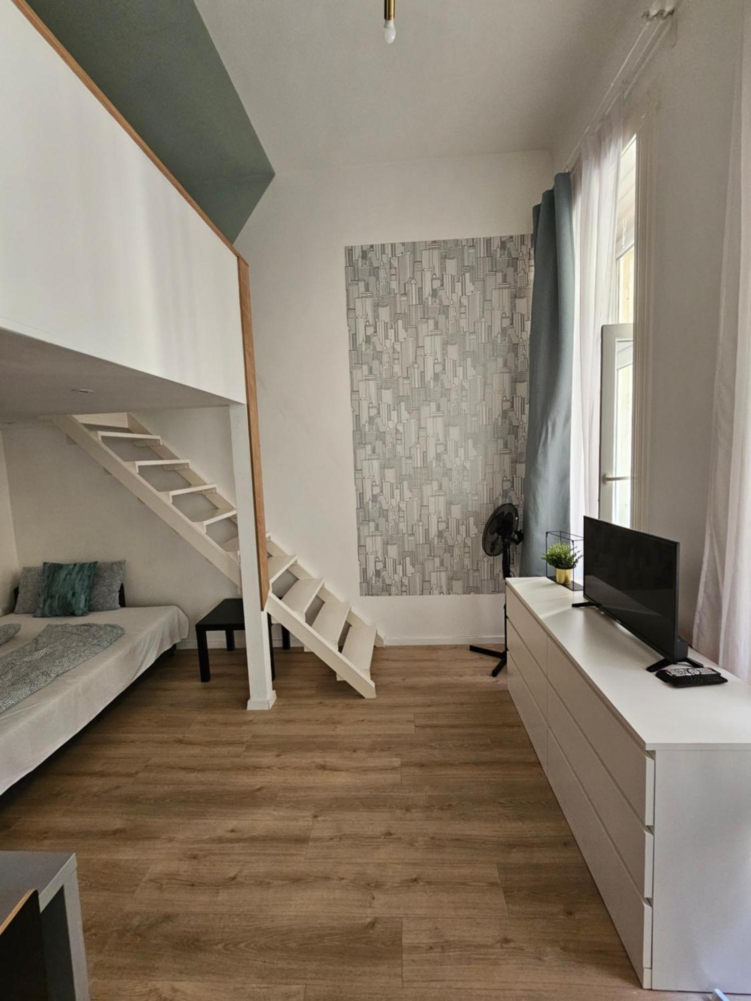Stylish Westend