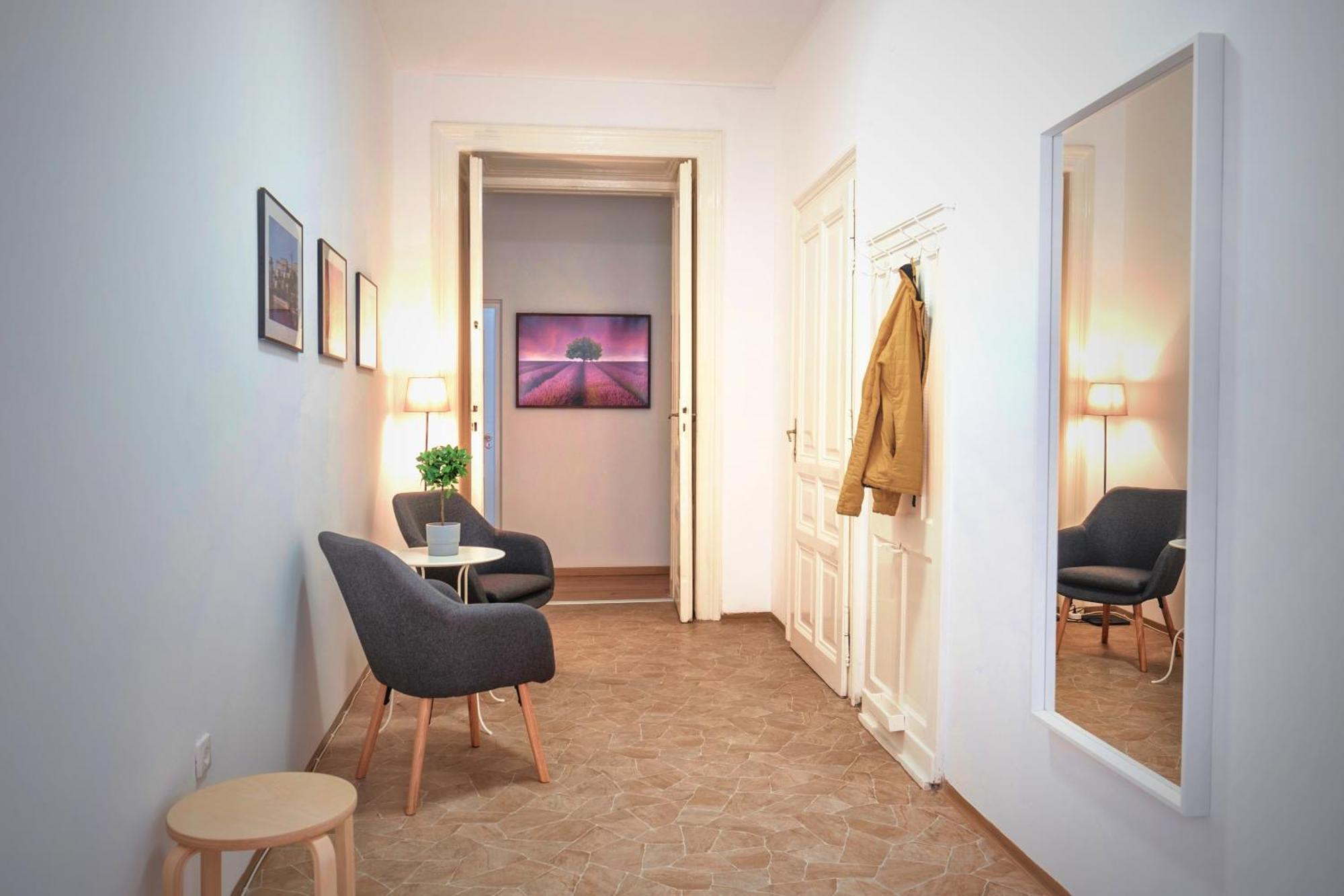 Jozsef Krt 3 Apartment - Near Corvin *