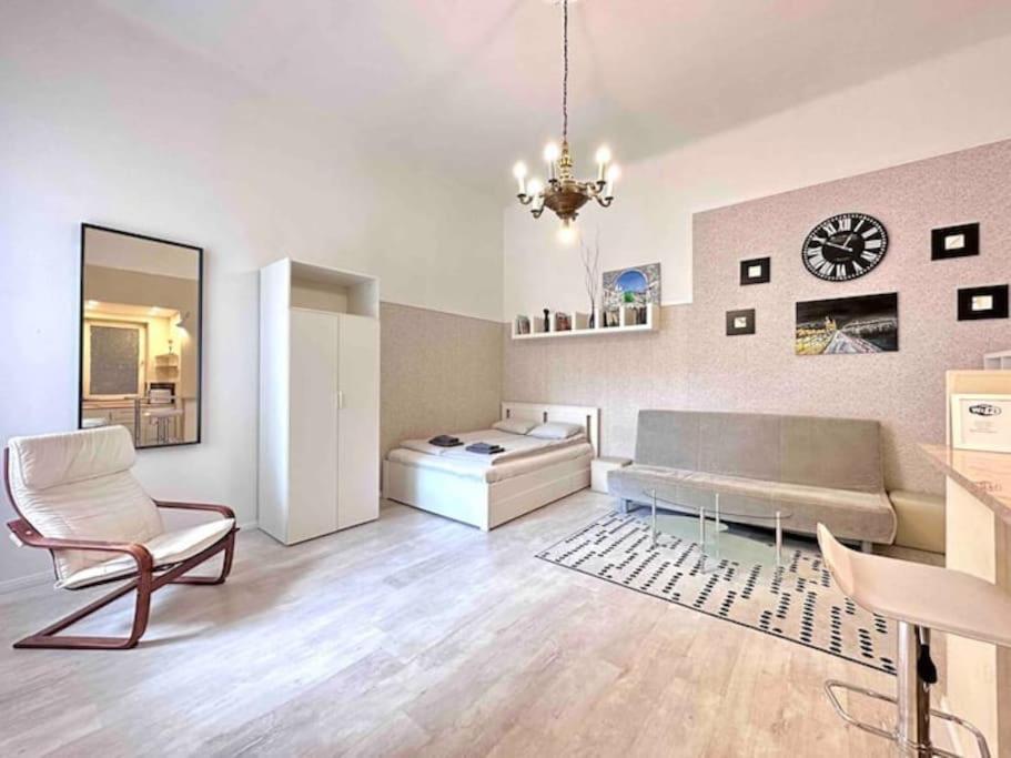Urban Escape-cozy In Center * Budapest