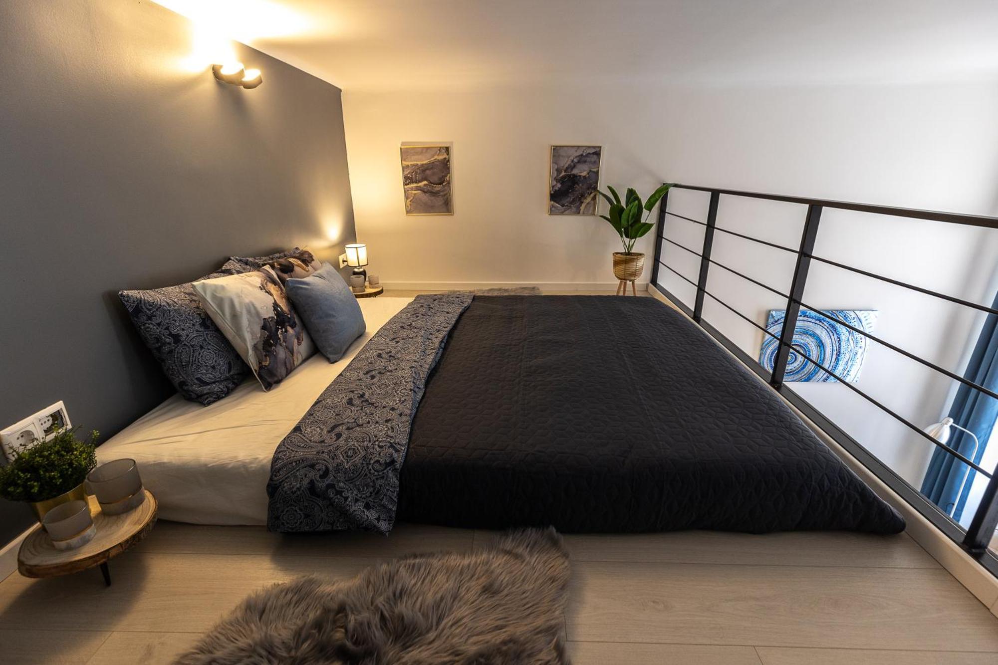 Jungle & Marble Apartment