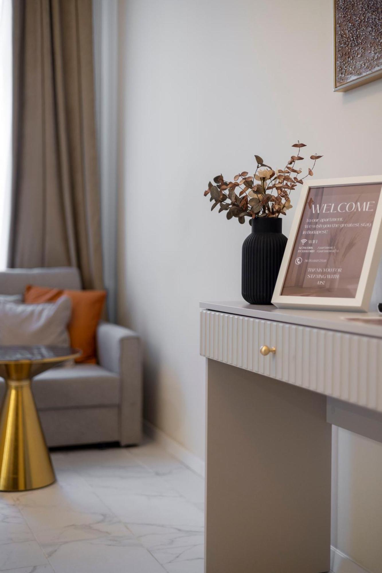 Appartamento Cozy Boulevard In The Heart Of *