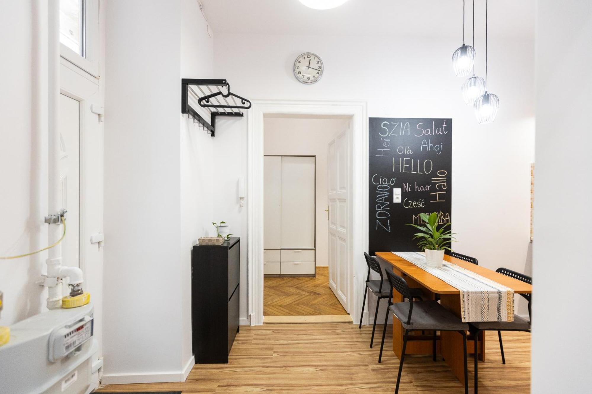 Cozy With Terrace Apartamento *
