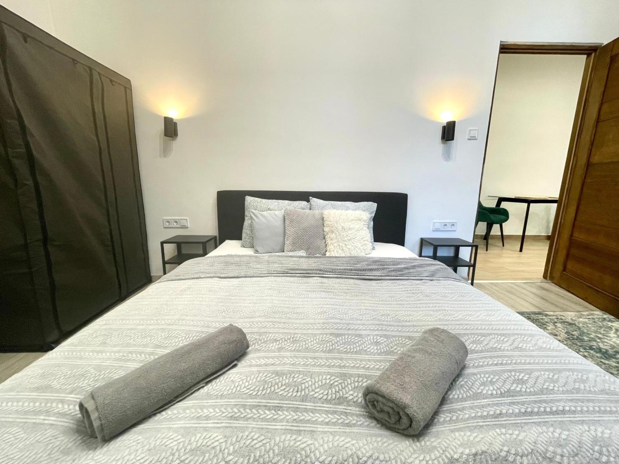 Smart Near The Westend City Center Apartamento *