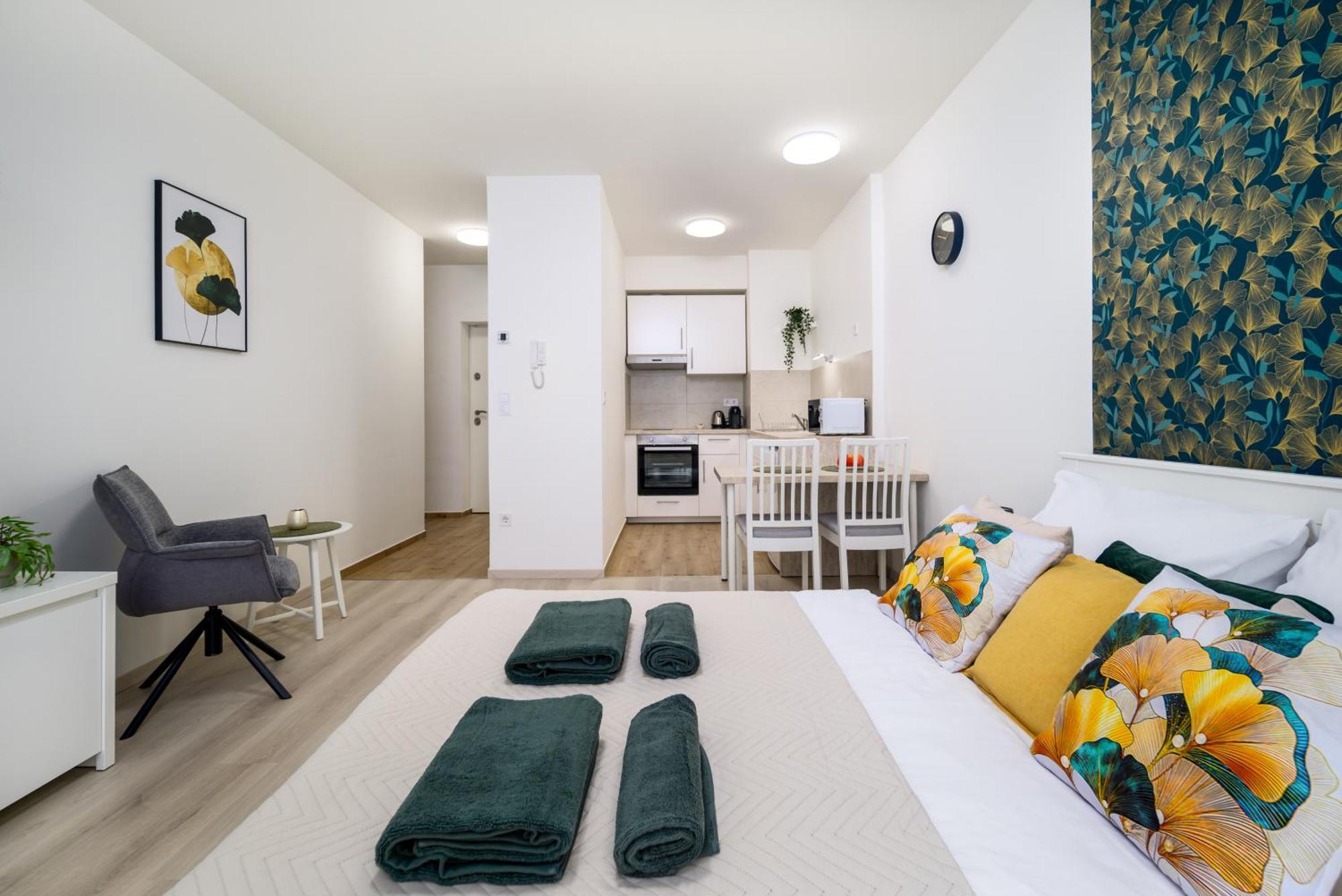 New By The Park Appartamento Budapest