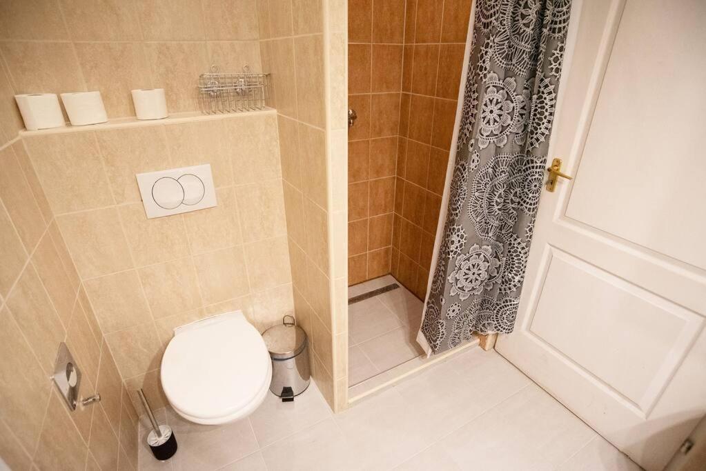 Apartment Z23 By The Opera House Budapest